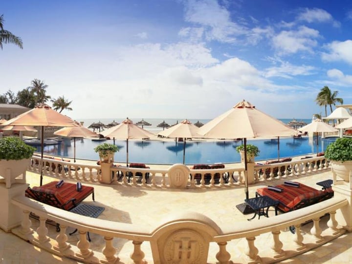 Đặt phòng khách sạn IMPERIAL Vũng Tàu tiêu chuẩn 5*